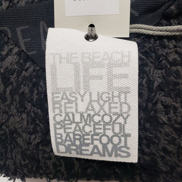 Barefoot Dreams CozyChic Pom Pom Beanie & Scarf Set Carbon/Black OS Winter Wear - Picture 5 of 12